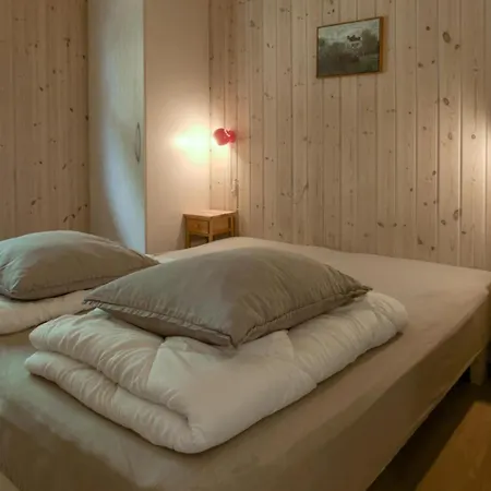 In With Sauna *