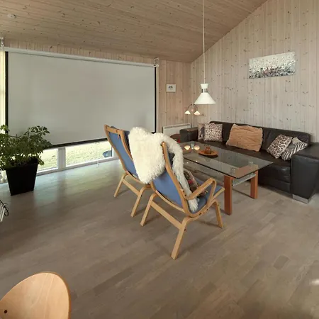 別荘 In With Sauna Grenå