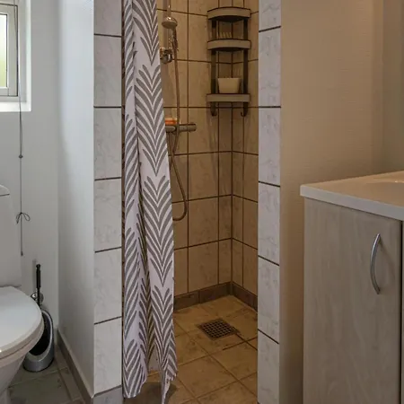 In With Sauna *